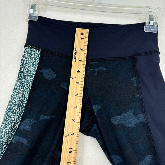 Lululemon Ankle Leggings Size 2 Navy Blue Camouflage Mixed Print Ribbed Hem - Picture 8 of 9